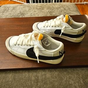 Nike Blazer Low '77  Jumbo White and Black